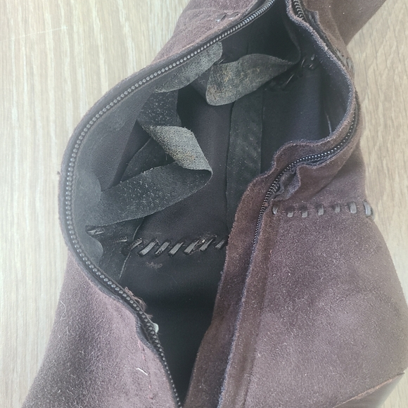 7.5  BCBGirls Y2K Brown knee high boots - Picture 14 of 14